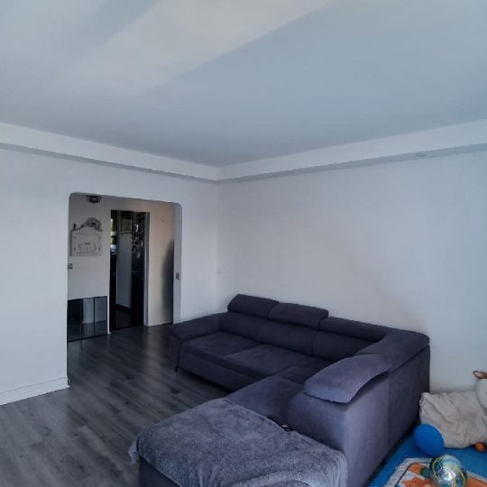  Annonces VITRY : Appartement | L'HAY-LES-ROSES (94240) | 48 m2 | 209 000 € 