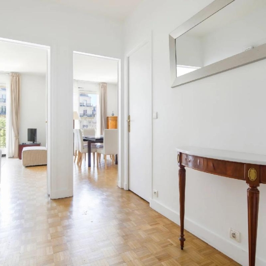  Annonces VITRY : Apartment | PARIS (75016) | 76 m2 | 1 500 000 € 