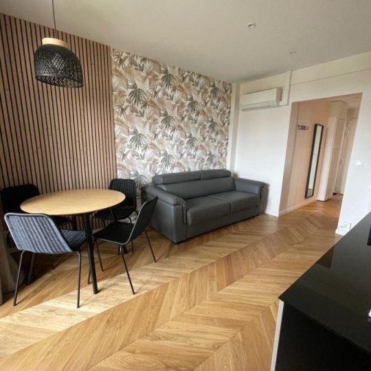  Annonces VITRY : Apartment | CHARENTON-LE-PONT (94220) | 38 m2 | 1 500 € 