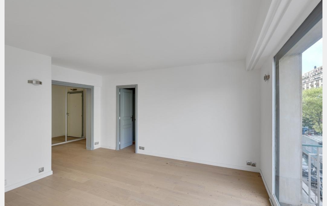 Annonces VITRY : Appartement | PARIS (75015) | 60 m2 | 598 000 € 