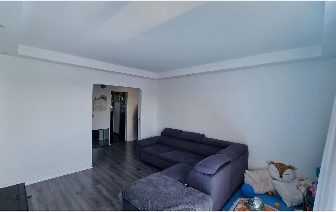 Annonces VITRY : Appartement | L'HAY-LES-ROSES (94240) | 48 m2 | 209 000 € 