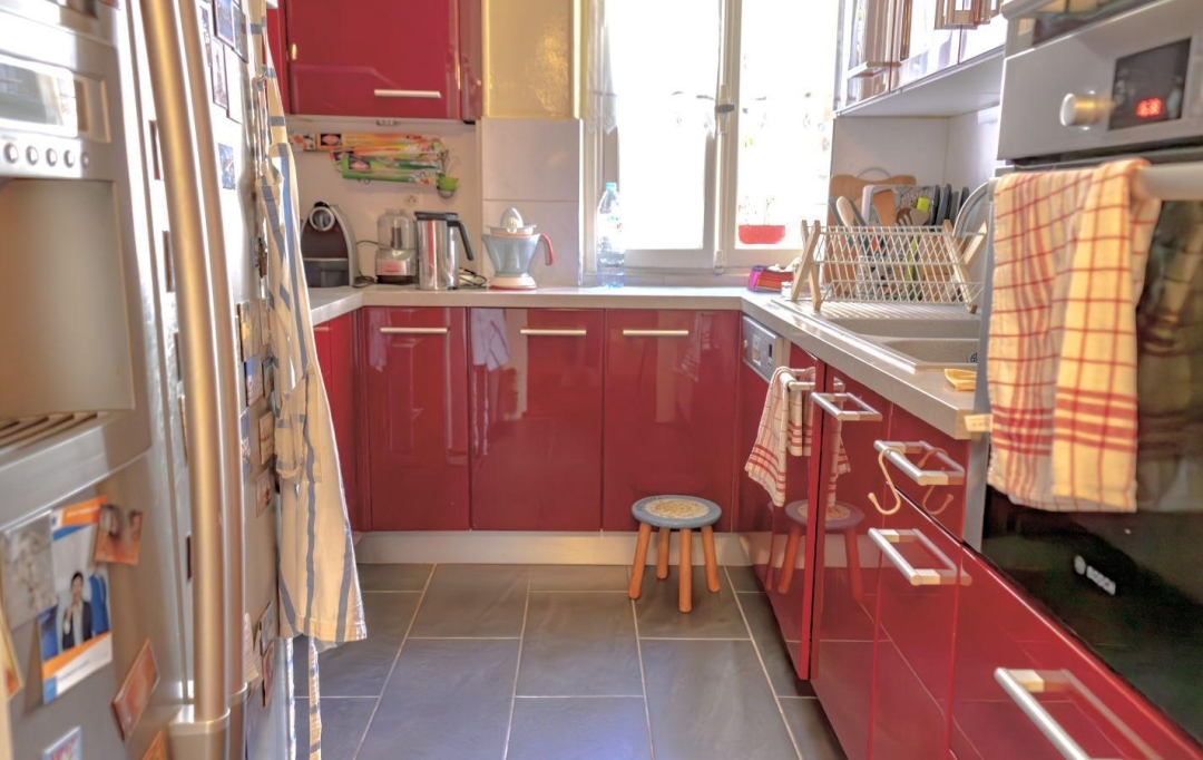 Annonces VITRY : Appartement | PARIS (75016) | 100 m2 | 980 000 € 