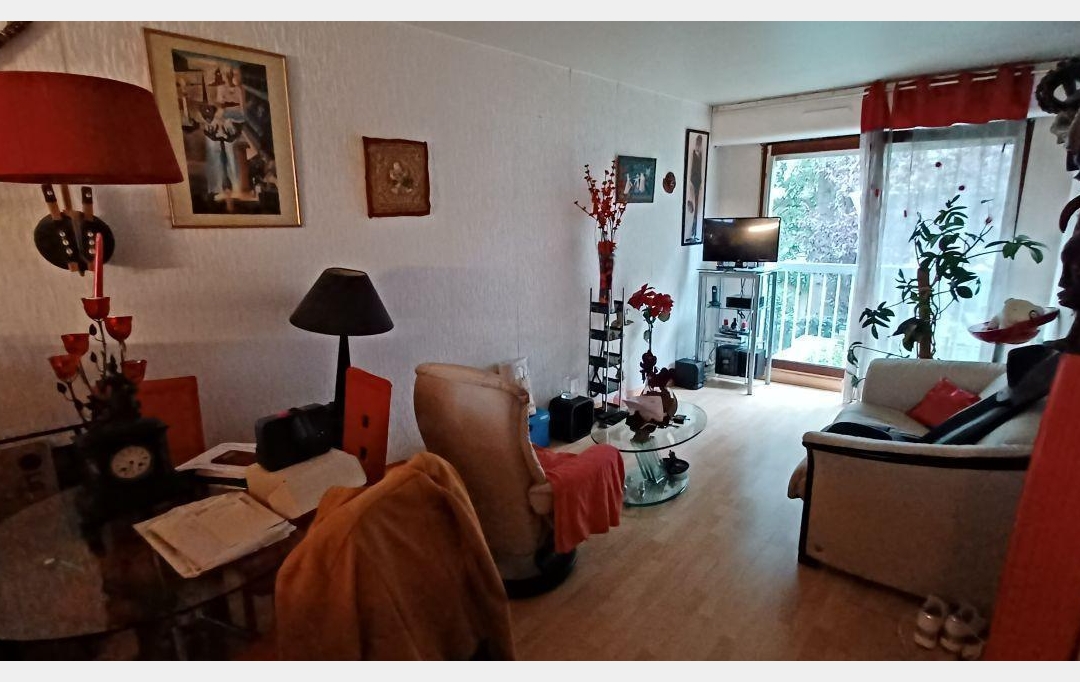 Annonces VITRY : Appartement | PARIS (75018) | 46 m2 | 340 200 € 