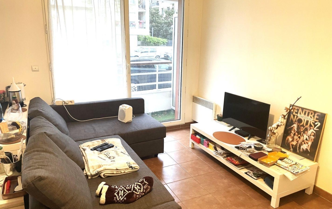 Annonces VITRY : Appartement | ISSY-LES-MOULINEAUX (92130) | 31 m2 | 1 036 € 