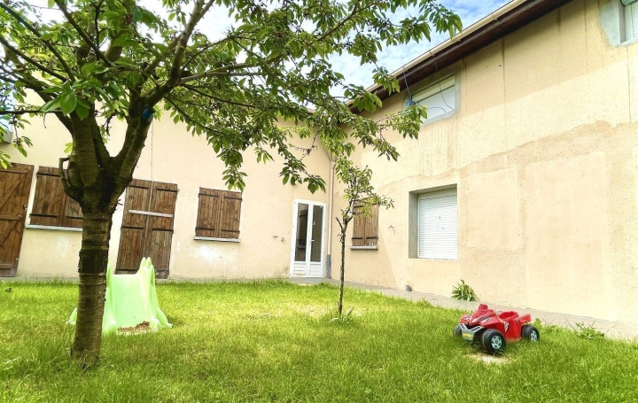 Annonces VITRY : Immeuble | GAGNY (93220) | 321 m2 | 0 € 